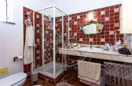 Mediterranean 3 Bed Villa with mature garden in Quinta do Perogil, Tavira