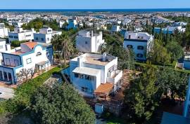 Mediterranean 3 Bed Villa with mature garden in Quinta do Perogil, Tavira