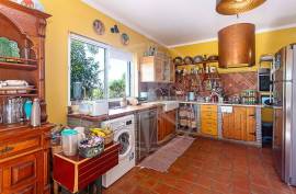 Mediterranean 3 Bed Villa with mature garden in Quinta do Perogil, Tavira