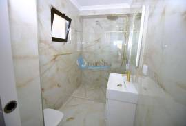Renovated 1+1 bedroom apartment with balcony to the south and parking | Montechoro, Albufeira