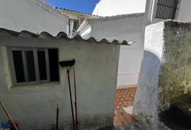 Ground Floor Gardeners Delight Townhouse