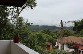 Excellent 5 Bed House For Sale In Portal de Mindo Ecuador