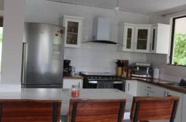 Excellent 5 Bed House For Sale In Portal de Mindo Ecuador
