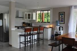 Excellent 5 Bed House For Sale In Portal de Mindo Ecuador