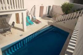 One apartment in a house with only 4 apartments in total For Sale in Okrug Donji Croatia