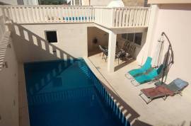 One apartment in a house with only 4 apartments in total For Sale in Okrug Donji Croatia