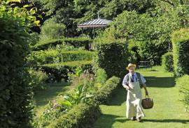 Stunning 8 Bed Château de la Chassaigne for Sale in Thiers France