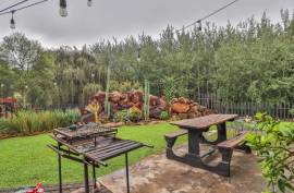 Luxury 5 Bed Villa For Sale in Blue Water Creek Estate Zwavelpoort South Africa