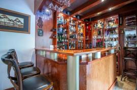 Luxury 5 Bed Villa For Sale in Blue Water Creek Estate Zwavelpoort South Africa