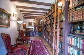 Luxury 5 Bed Villa For Sale in Blue Water Creek Estate Zwavelpoort South Africa