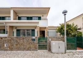 Semi-detached  3+1 Bedroom Villa - Lagos