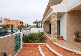 Semi-detached  3+1 Bedroom Villa - Lagos
