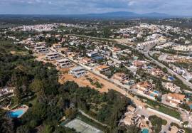 3 bedroom semi-detached luxury villa with sea views within walking distance of the centre of Praia da Luz