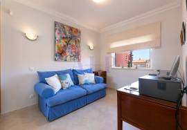 Elegant 3-Bedroom Villa at Boavista Golf, Lagos