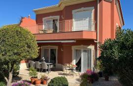 Elegant 3-Bedroom Villa at Boavista Golf, Lagos