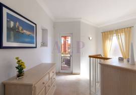 Elegant 3-Bedroom Villa at Boavista Golf, Lagos