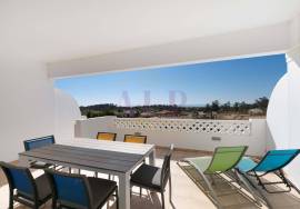 T2+1 villa in Lagos with sea views & communal pool