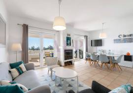 T2+1 villa in Lagos with sea views & communal pool