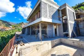 Detached 4 Bedroom House Under Construction - Tranquility and Charm on the West Coast.