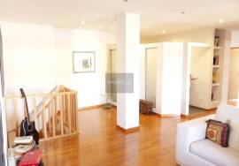 5 Bedrooms Duplex - Vila Real 5 Bedrooms Duplex - Vila Real