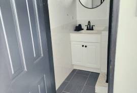 RH-328 Renovated 2 bed 2 bath Apartment, Waterfront #10