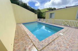 RH-157 Neat 2 bed 2.5 bath townhouse with shared pool, Fahie Hill