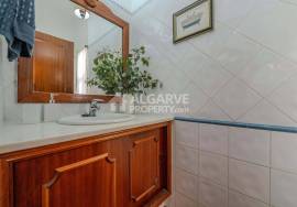 3-Bedroom Villa with Rooftop Terrace and Patio – Olhão Centre | Close to Ria Formosa