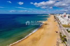 Modern 2-Bed Apartment 1st Floor in Quarteira | New Build