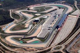 2-Bed Apartment with Private Rooftop – 1 km from Beach