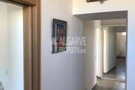 Renovated 3-Bed Villa with Heated Pool & Rooftop in Boliqueime