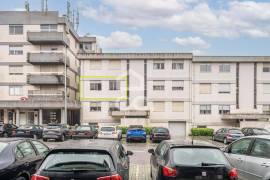2 bedroom apartment with garage in Maia, next to the Parque Maia Metro, Porto, Portugal
