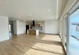 3 C bedroom apartment in block 1 in Lourinhã