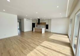 3 Bedroom Apartment | Terrace | Contemporary | Lourinhã