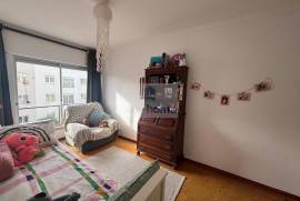 Leasehold | 3 Bedroom Apartment | Semi furnished | Carcavelos