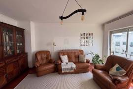 Leasehold | 3 Bedroom Apartment | Semi furnished | Carcavelos