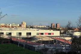 Leasehold | 3 Bedroom Apartment | Semi furnished | Carcavelos