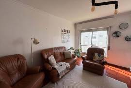 Leasehold | 3 Bedroom Apartment | Semi furnished | Carcavelos