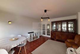 Leasehold | 3 Bedroom Apartment | Semi furnished | Carcavelos