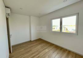 3 bedroom apartment | New | Excellent finishes | Lourinhã