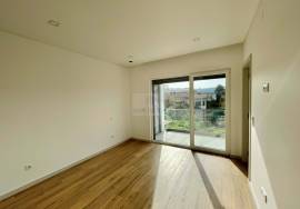3 bedroom apartment | New | Excellent finishes | Lourinhã