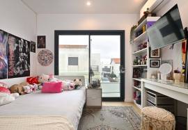 House T4 | Contemporary construction | Trajouce | São Domingos de Rana (Cascais)