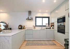 House T4 | Contemporary construction | Trajouce | São Domingos de Rana (Cascais)