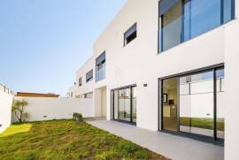 House T4 | Contemporary construction | Trajouce | São Domingos de Rana (Cascais)
