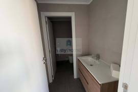 Leasehold | Office | Refurbished | Av. António Serpa | Lisbon