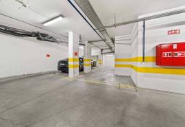 Vilamoura Penthouse: 2-Bedrooms, 360° Sea & Mountain Views, Terrace