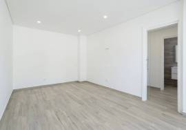 Tavira - Stunning new 3+1 bedroom villa with modern design – prime residential location.