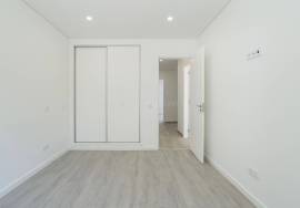 Tavira - Stunning new 3+1 bedroom villa with modern design – prime residential location.