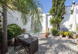Olhão – 3 bedroom restored architectural residence with private courtyard
