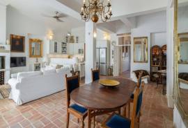 Olhão – 3 bedroom restored architectural residence with private courtyard