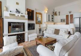 Olhão – 3 bedroom restored architectural residence with private courtyard